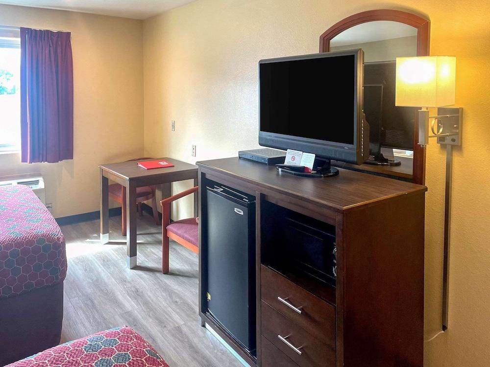 Econo Lodge Inn & Suites Corning Zewnętrze zdjęcie